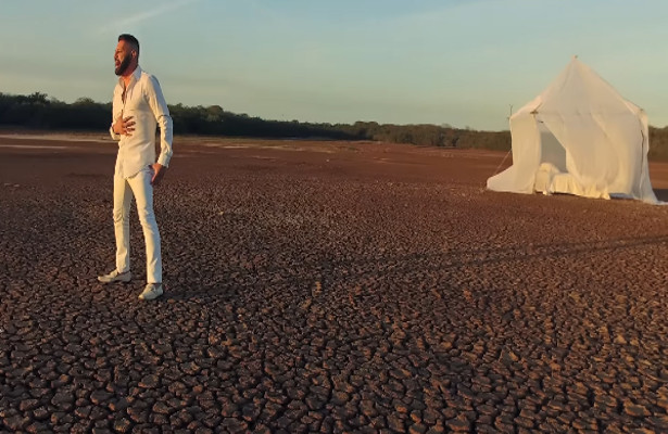 Pancho Barraza – Yo Estaba Solo