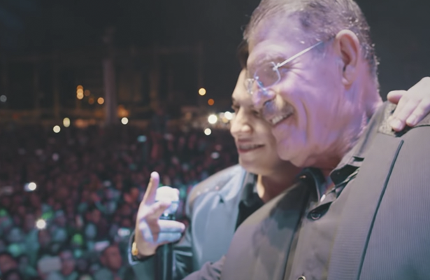 La Arrolladora Banda El Limón De René Camacho – Tú Eres La Razón