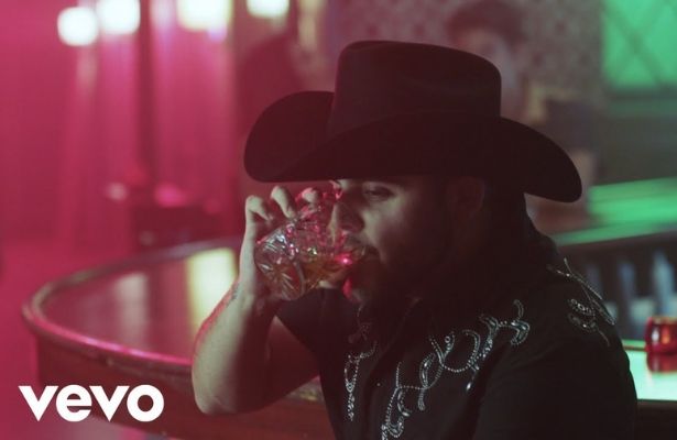 Gerardo Ortiz – Otra Borrachera
