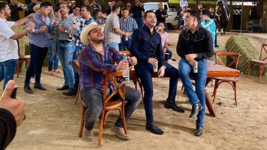 La Adictiva – Ya Solo Eres Mi Ex