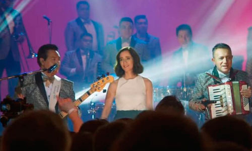 Los Ángeles Azules& Julieta Venegas – Acaríñame