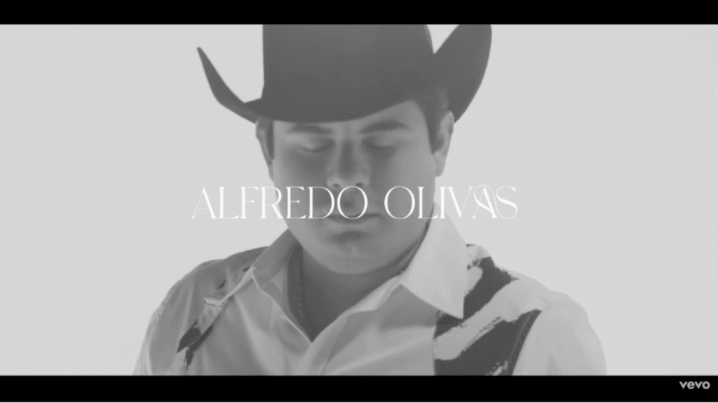 Alfredo Olivas – Ni Con Labios Prestados