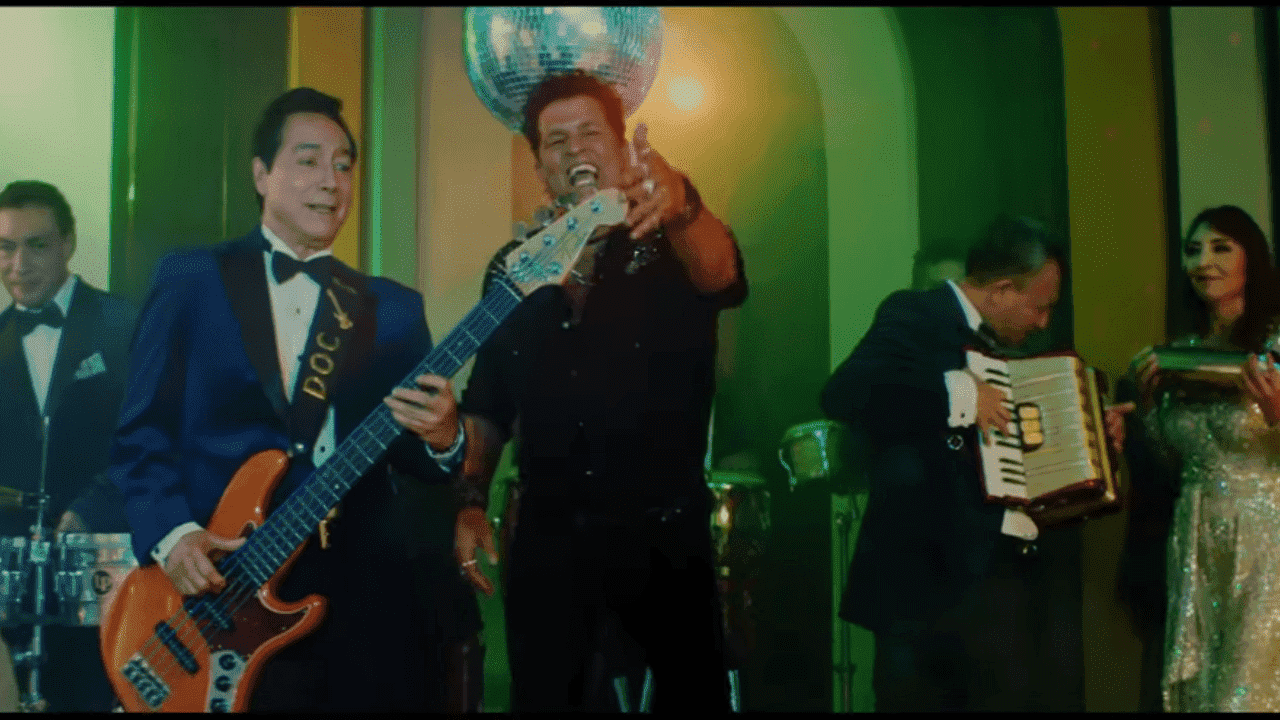 Cumbia del Corazón – Los Ángeles Azules y Carlos Vives