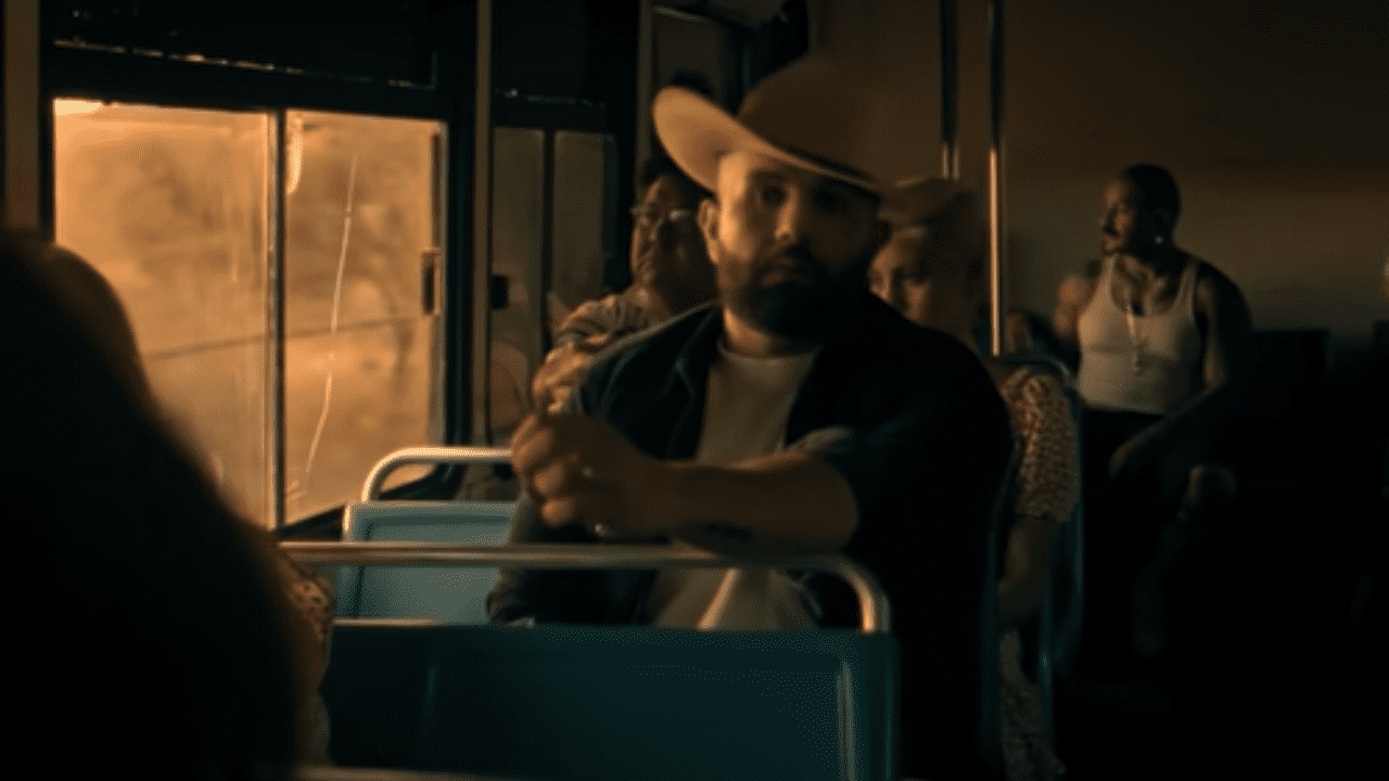 No es por acá – Carín León