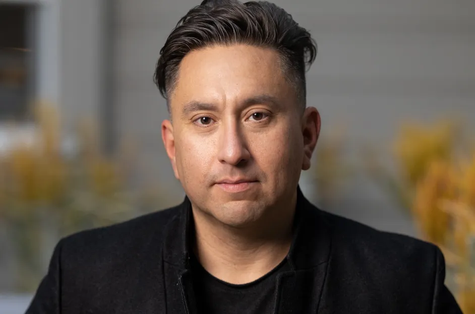 Manny Prado, vicepresidente de marketing y A&R de Interscope.