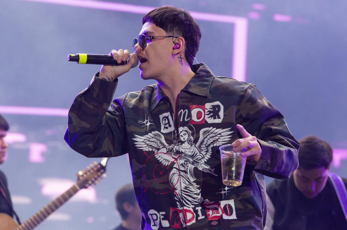 Junior H: Criticado por cómo cantó en el VL.