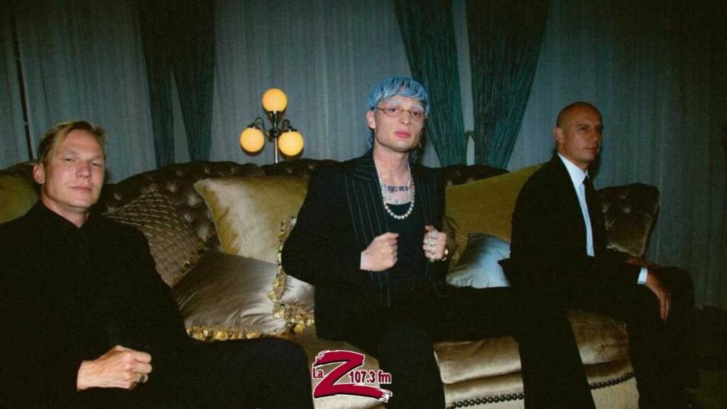 ¡Peso Pluma se cambia radicalmente el look!