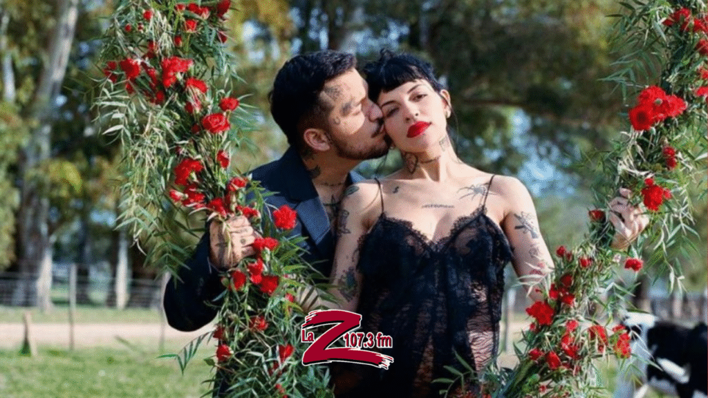 Nodal defiende a Cazzu y su familia de las acusaciones por el robo que vivió