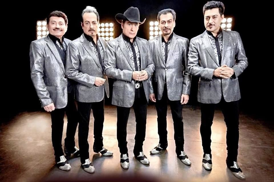 Los Tigres del Norte hacen tiradera contra cantantes del regional mexicano