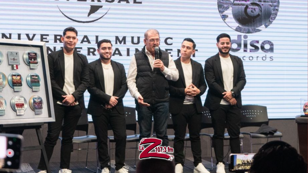 La Arrolladora Banda El Limón recibió reconocimiento por trayectoria en el regional mexicano.