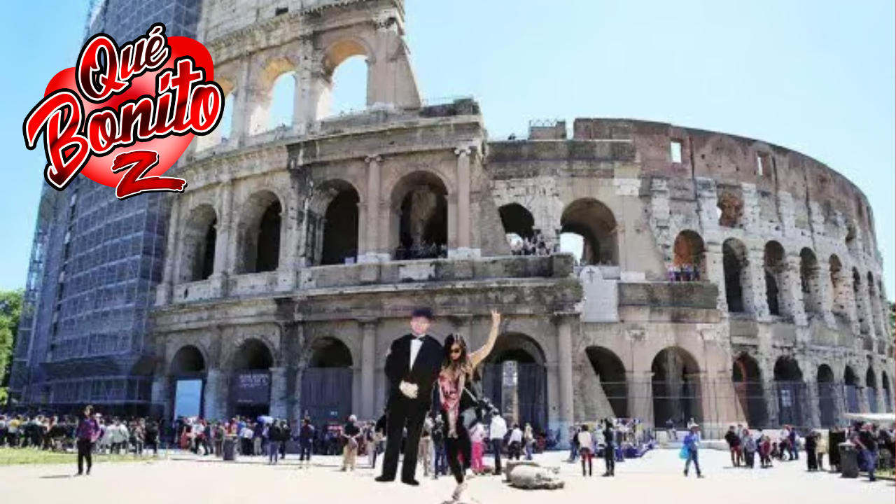 Recorre el mundo con su papá de cartón