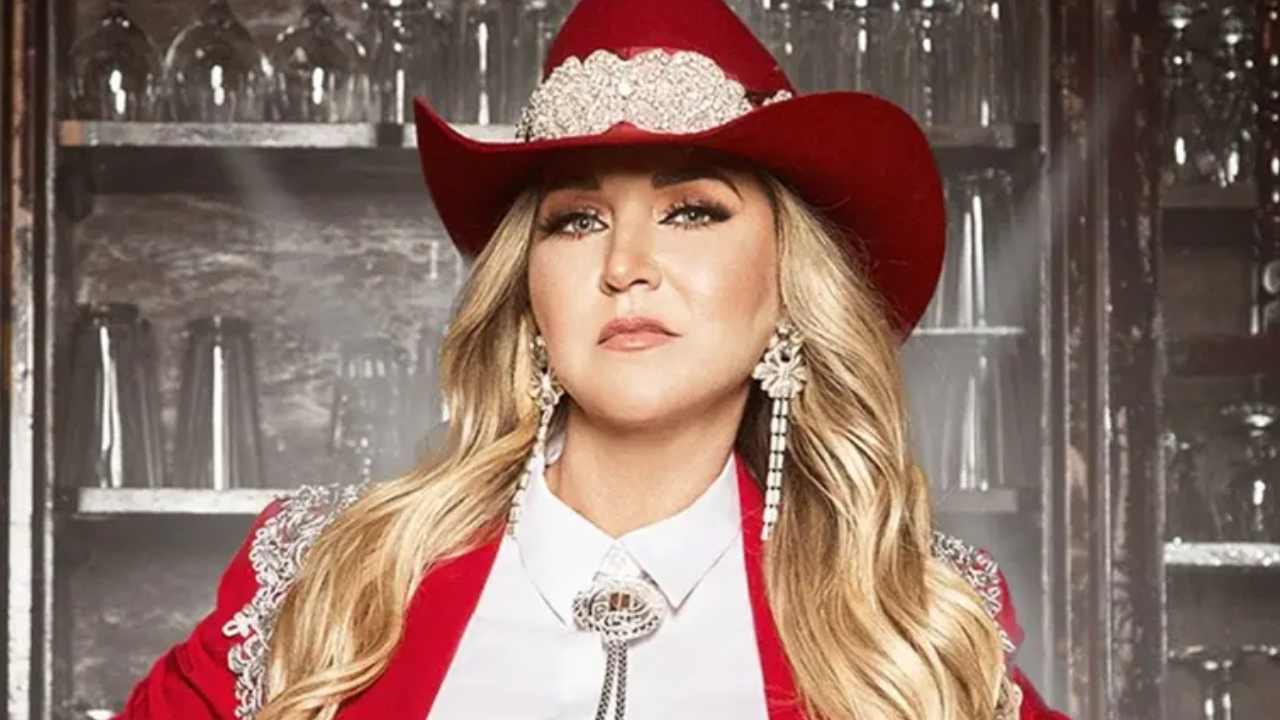 Alicia Villarreal denuncia a Cruz Martínez por tercera vez