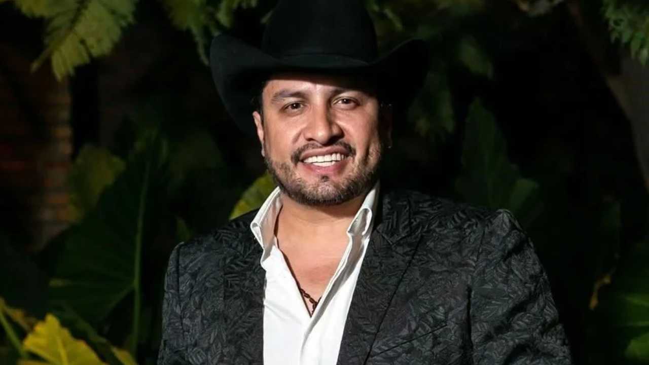 Julión Álvarez cancela concierto en Texas por visa revocada