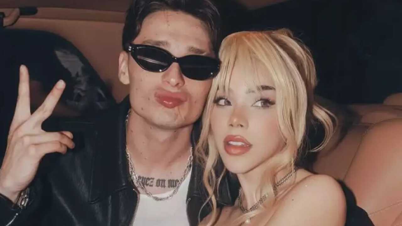 Peso Pluma y Kenia Os despiertan rumores de boda tras románticas fotos en iglesia