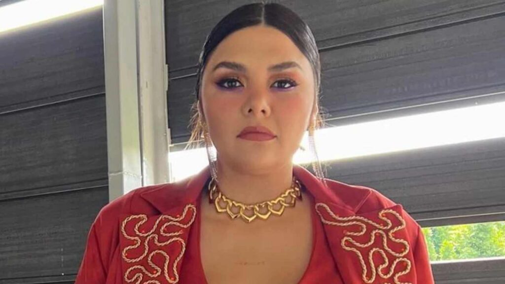 Yuridia reaparece al 100% tras el nacimiento de su bebé