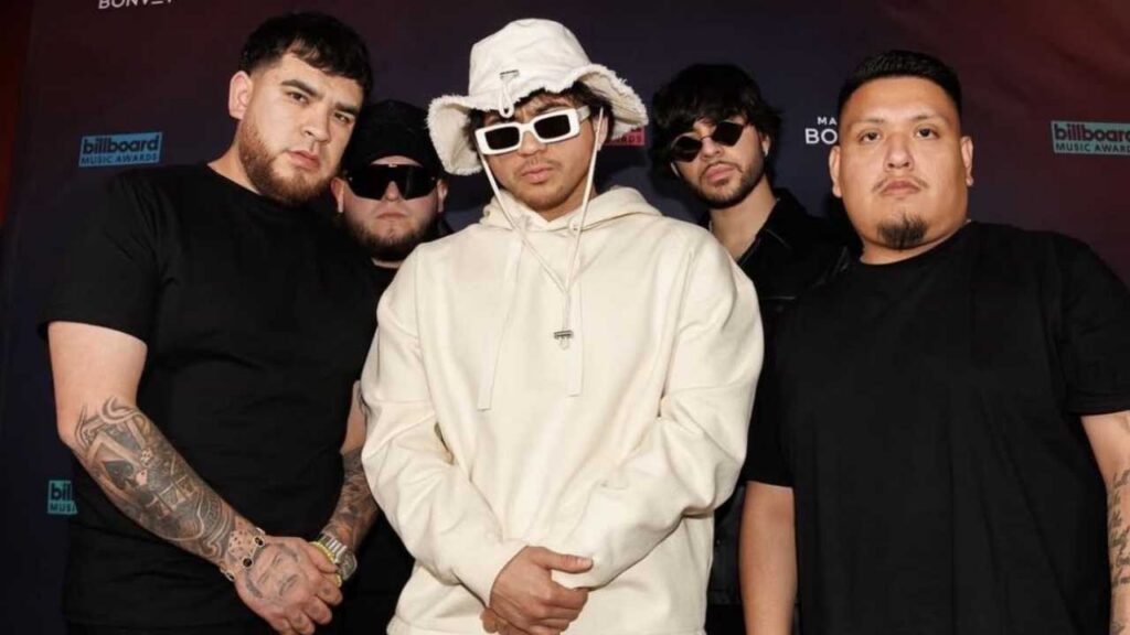 Fuerza Regida se solidariza con inmigrantes en tiempos difíciles