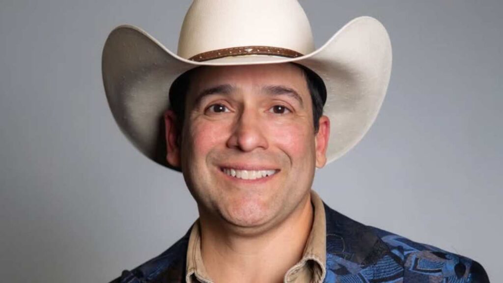 Bobby Pulido se despide con éxito total en Auditorio Nacional