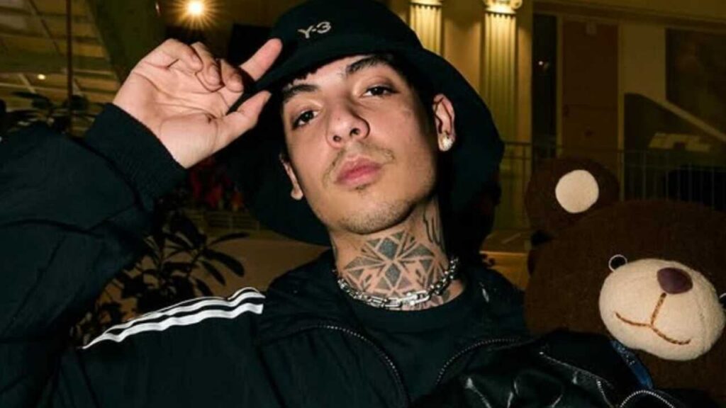 Natanael Cano explota contra señora: ‘Cállese el hocico’