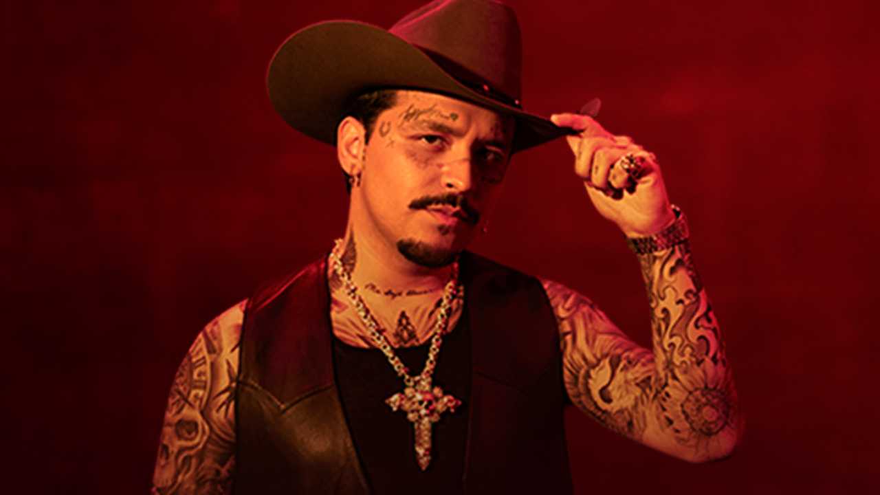 Christian Nodal enfrenta revés legal: juez le niega acceso a su carpeta de investigación