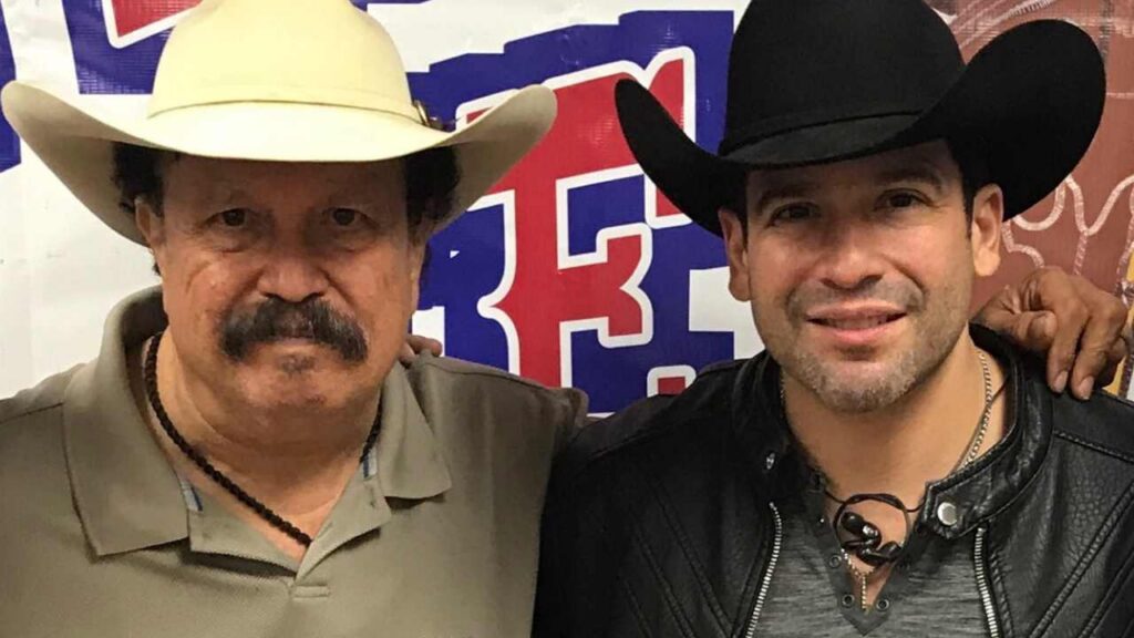 Bobby Pulido pide oraciones tras accidente de su padre