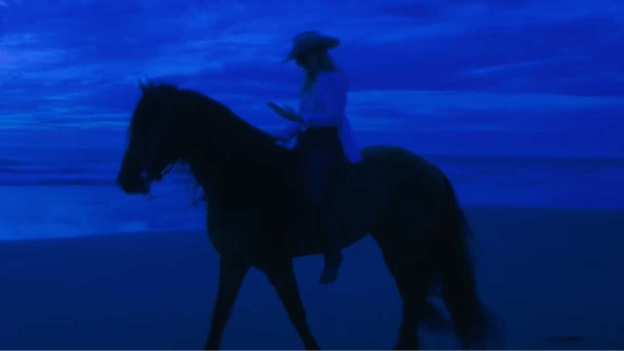 Me Jalo – Fuerza Regida, Grupo Frontera