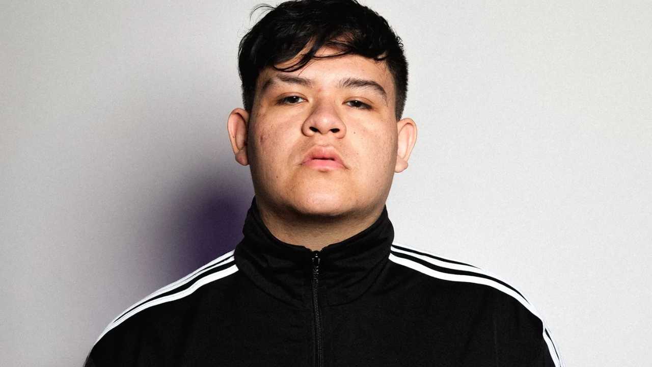 Junior H reúne a cientos de jóvenes para limpiar casas y apoyar a damnificados en Poza Rica, Veracruz